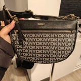 [S] DKNY BLACK R41E5D01 ZOIE CREST CROSSBODY BAG, 755403137685 (SD1765)
