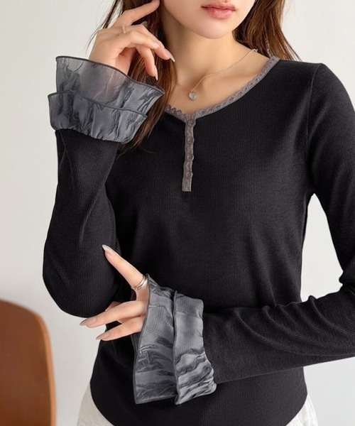 日本🇯🇵連線 Mily Bilet 袖口荷葉邊蕾絲亨利領上衣 荷葉邊 亨利領 套頭衫 蕾絲 針織 長袖 3色(任買兩件711免運)/預購