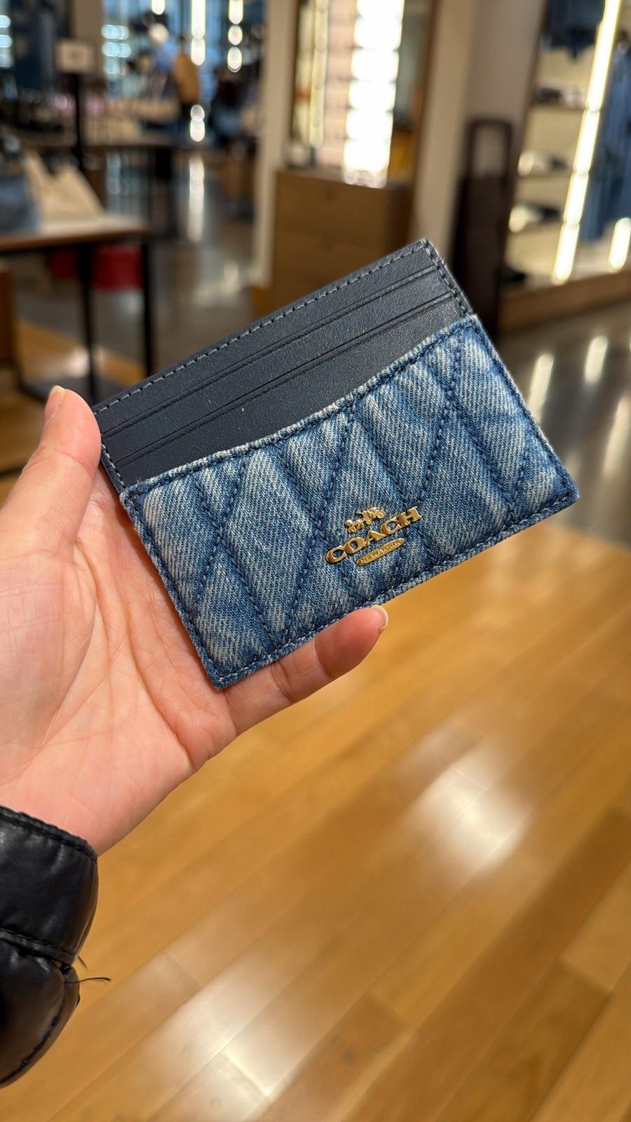 VR022 Coach 牛仔款併色卡套