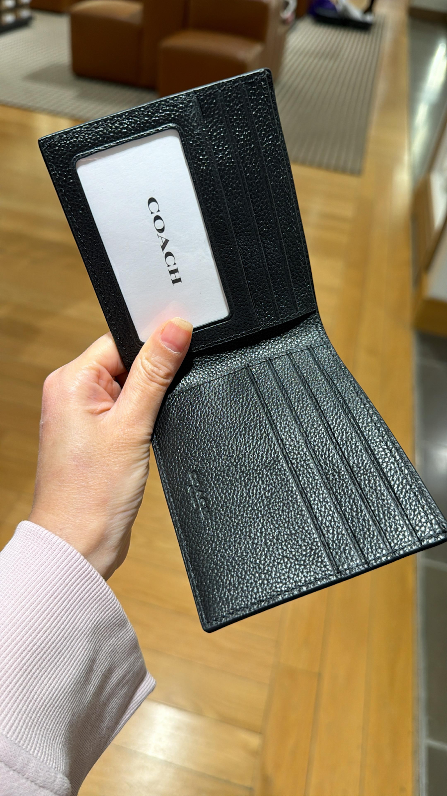 VR036 Coach 淨色有相位男裝銀包