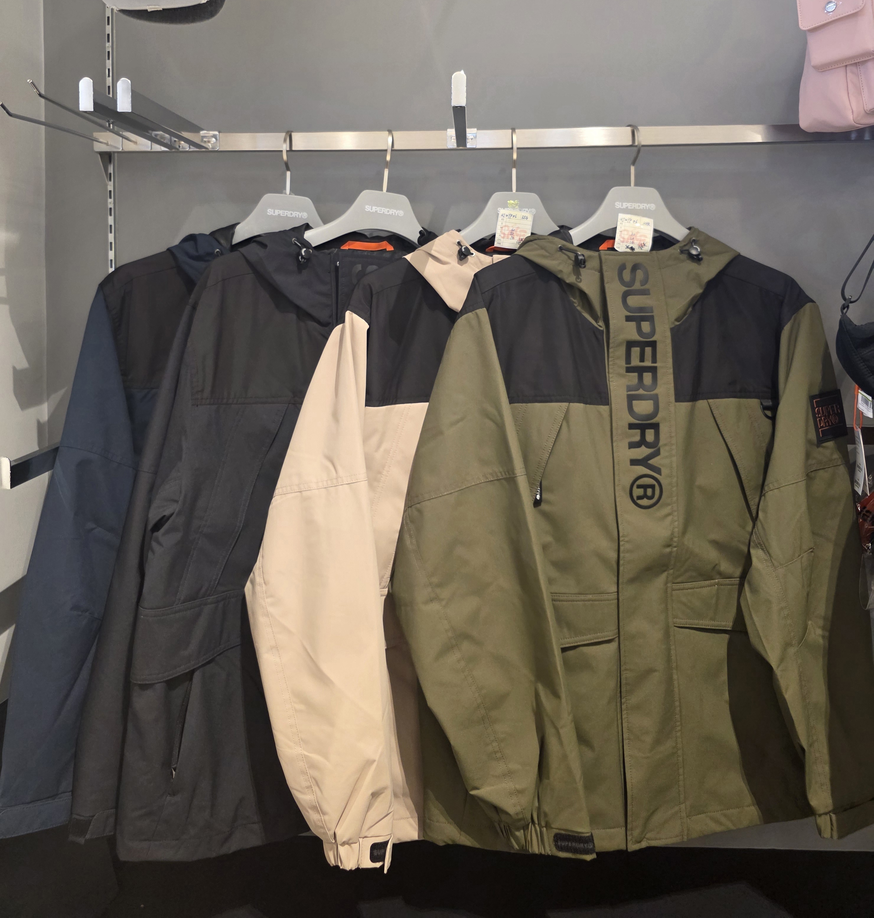 【直播】SUPERDRY LX022312 經典三拉鍊防風神衣