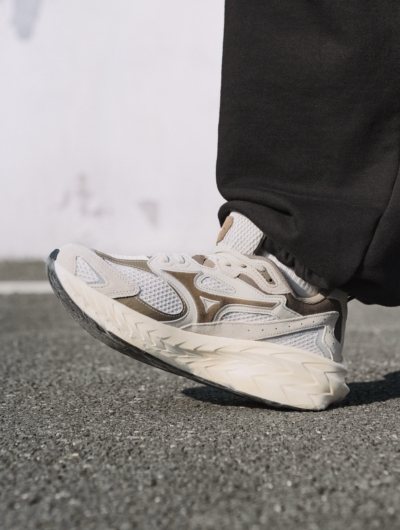 預訂| MIZUNO ASTRO LS 咖啡棕