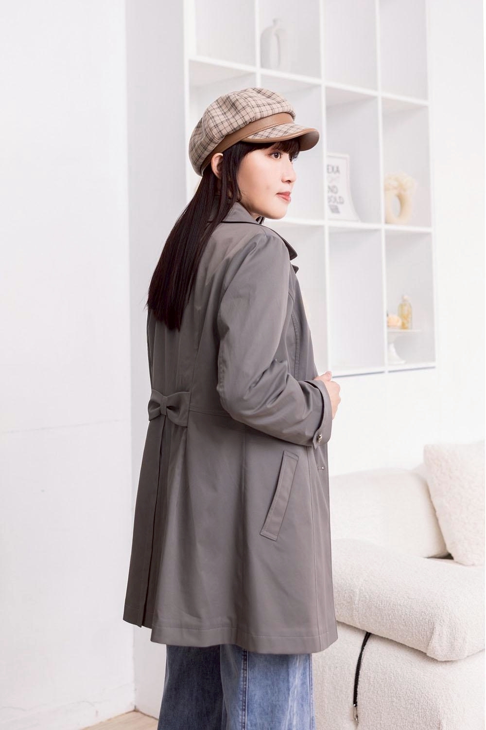 時尚優雅復古風修腰身後蝴蝶結造型設計風衣外套X6561