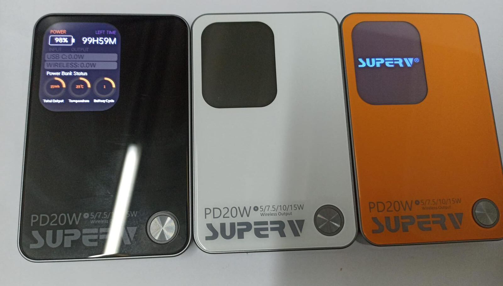 SUPER V PB-10000mAh 磁吸帶屏行動電源丨帶掃碼