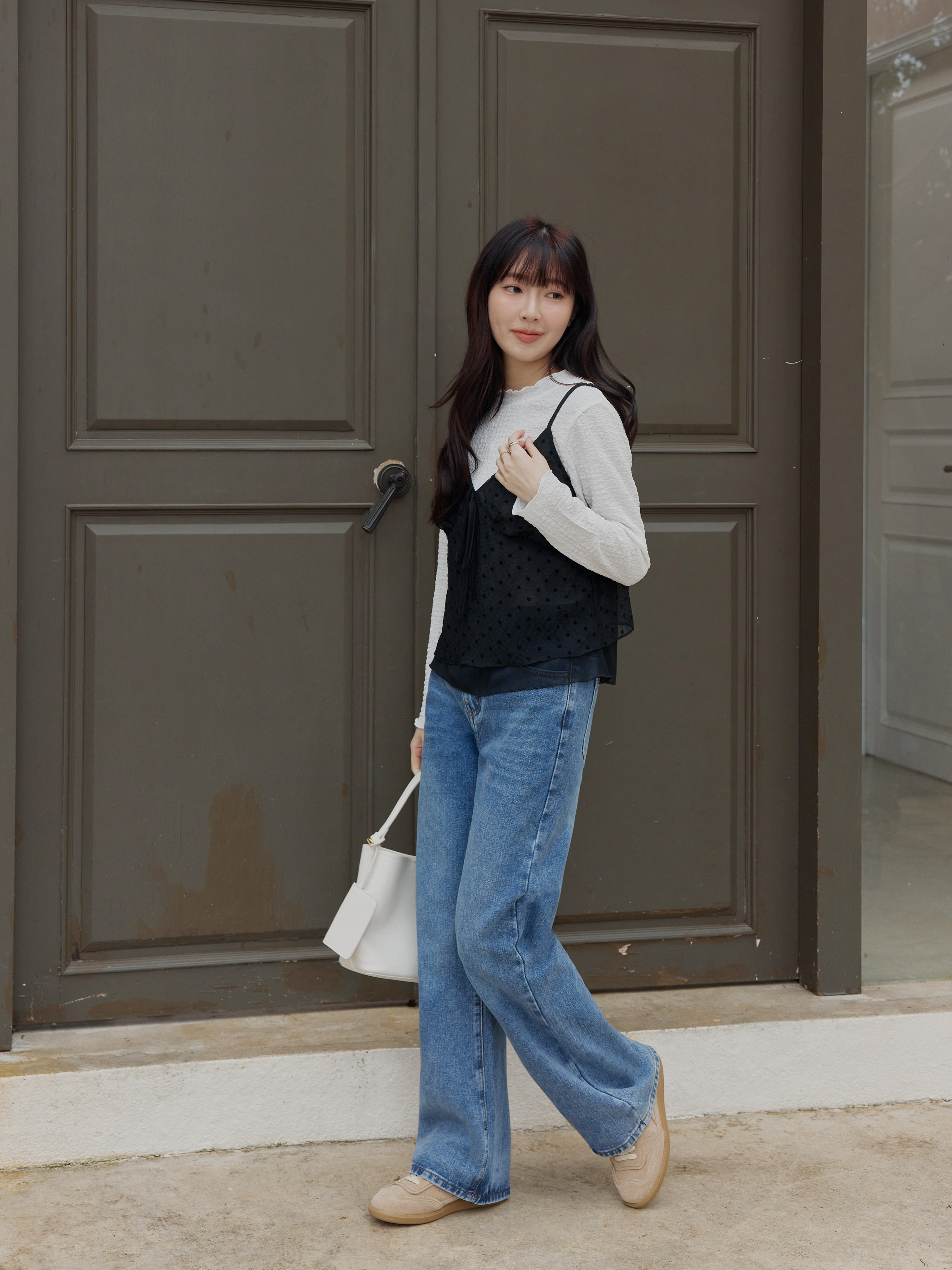 0205chu1_0157.jpg 0205chu1_0157.jpg