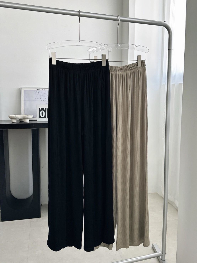 日常不設限・絲光坑條慵懶寬褲