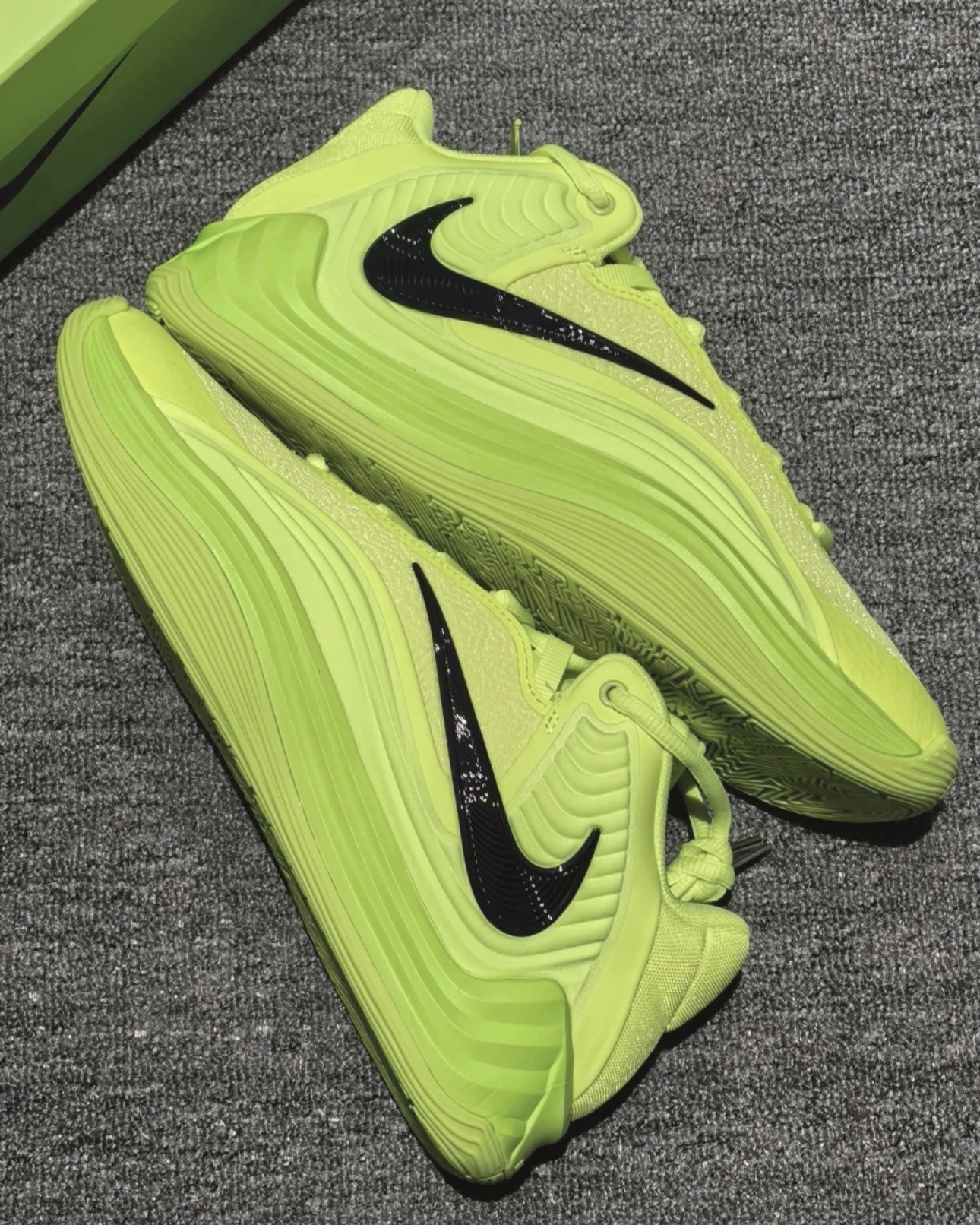 [特價售出無退換] 男鞋 NIKE GIANNIS FREAK 7 Volt Black 螢光黃 黑勾 字母哥 實戰 緩震 回彈 籃球鞋【HF3451-700】