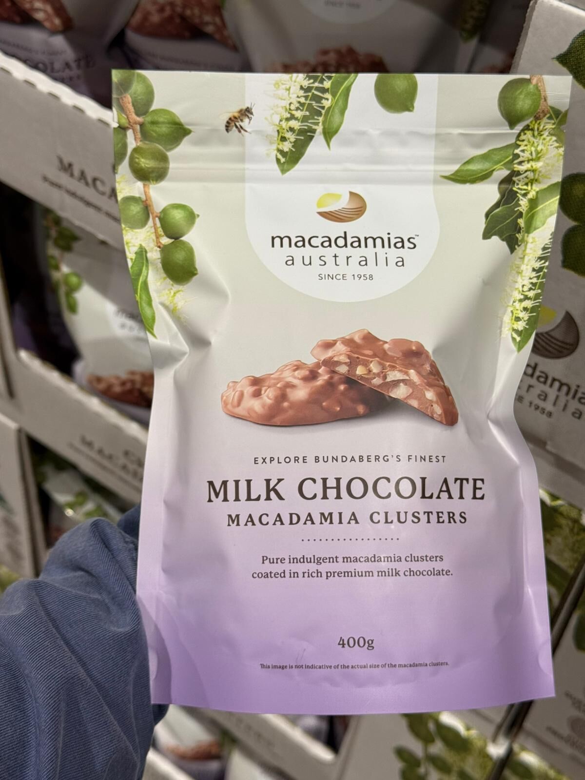 RA04 Macadamias australia Milk Chocolate 牛奶朱古力夏威夷果仁 400g  **到期日:約2027/05