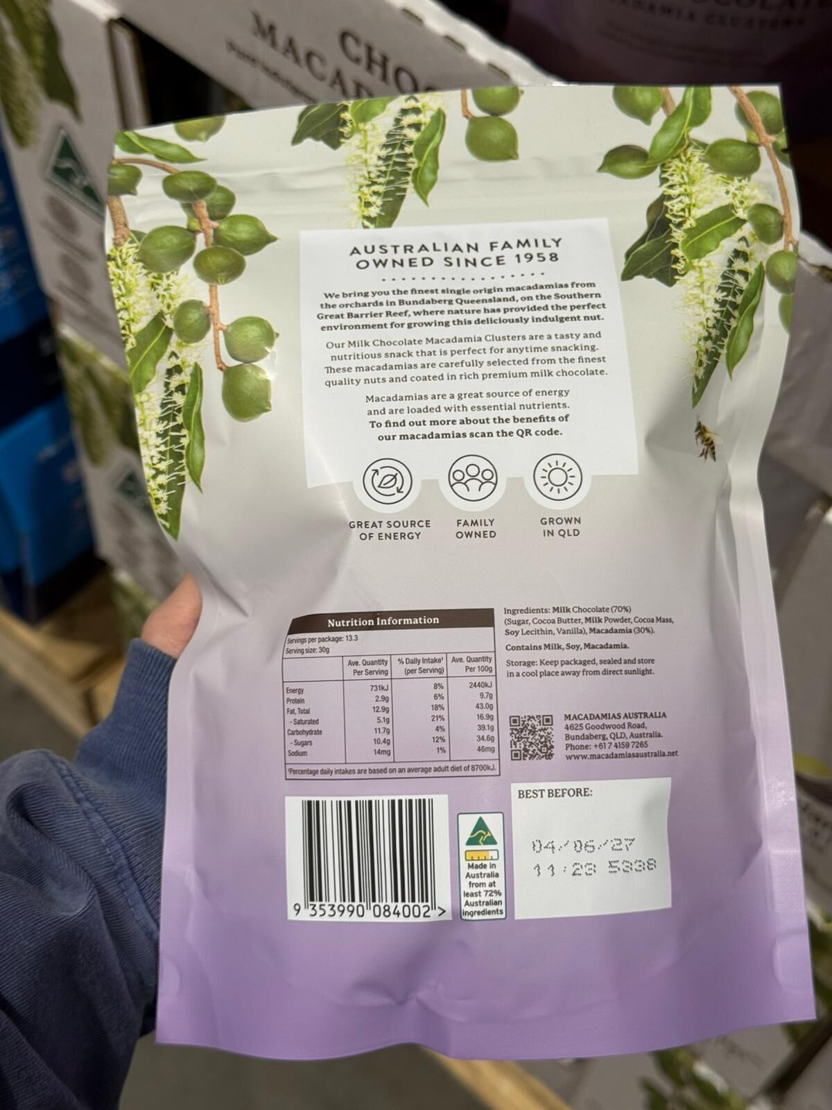 RA04 Macadamias australia Milk Chocolate 牛奶朱古力夏威夷果仁 400g  **到期日:約2027/05