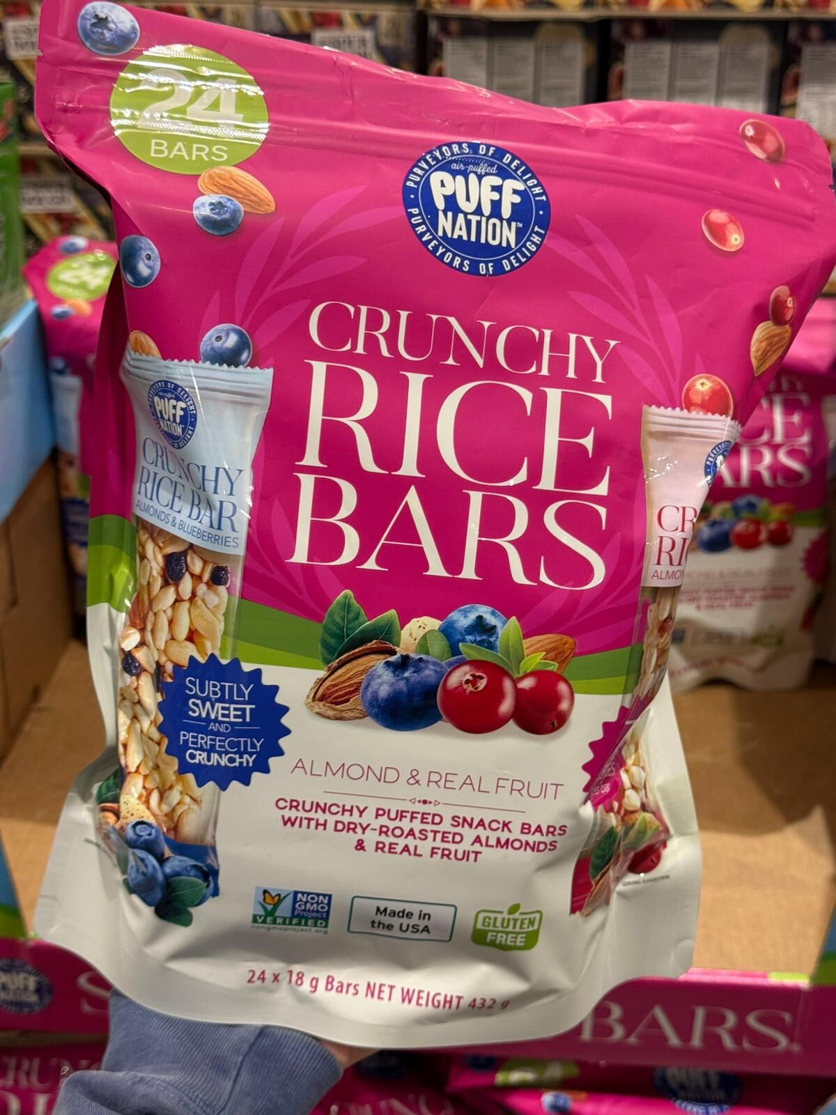 RA14 PuffNation Crunchy Rice Bars 藍莓小紅莓杏仁米餅條 18g x24包  **到期日:約2026/08