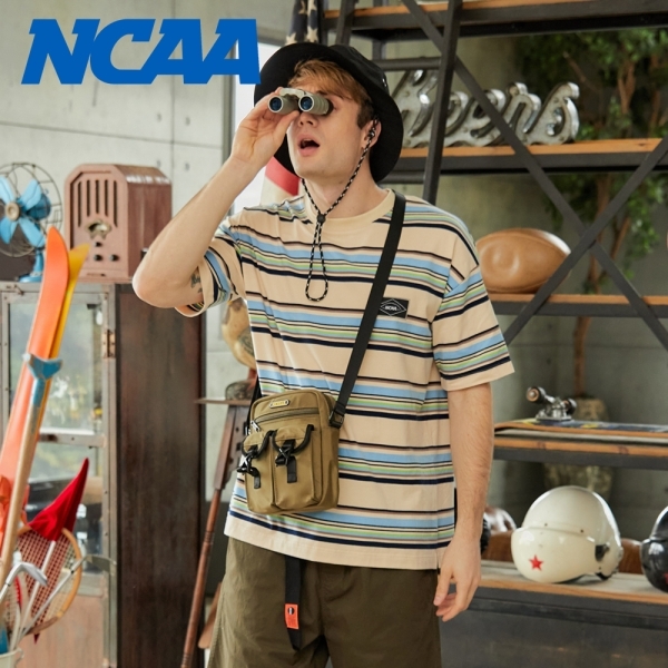 【下殺↘ $499】NCAA 短T 短袖 米色 撞色 條紋 寬鬆 落肩 棉T 中性 7325103731