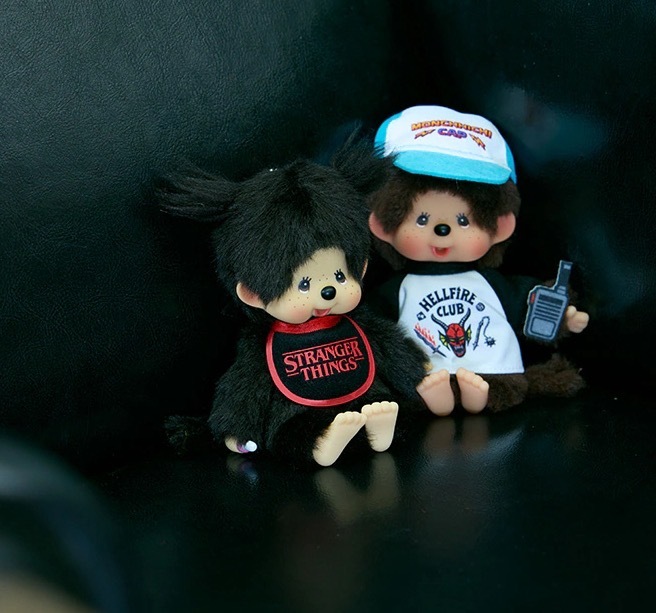 【Luxury】日本代購 限量聯名 Monchhichi x Stranger Things Monchhichi 鑰匙圈