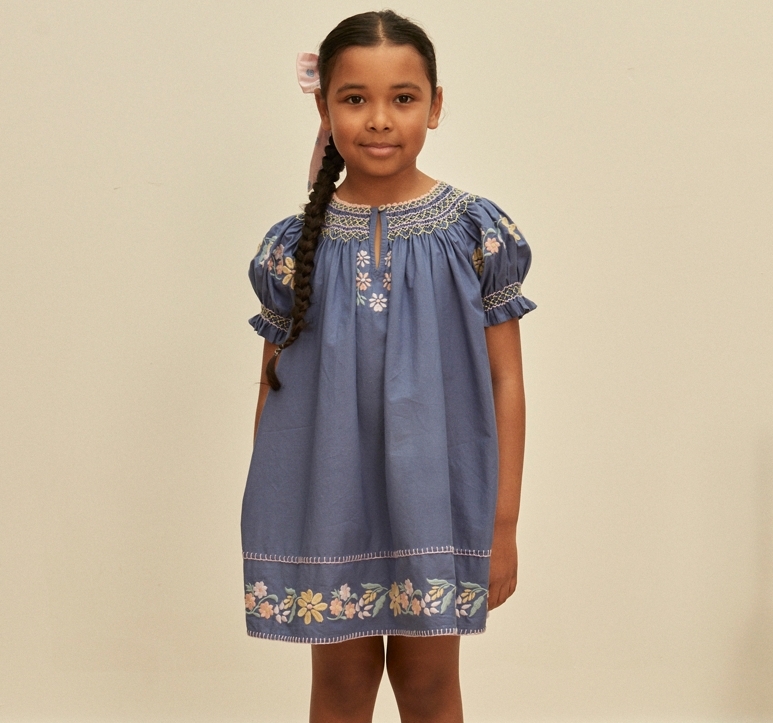 Apolina 系釦泡泡袖刺繡洋裝 VERNA SMOCK DRESS - AZUL