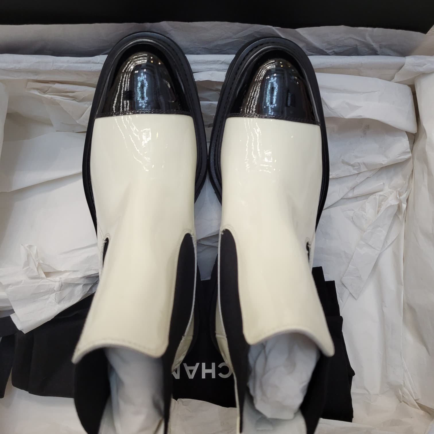 EMPLOYEE CHANEL G39208 LOW BOOTS WHITE/BLACK 短靴