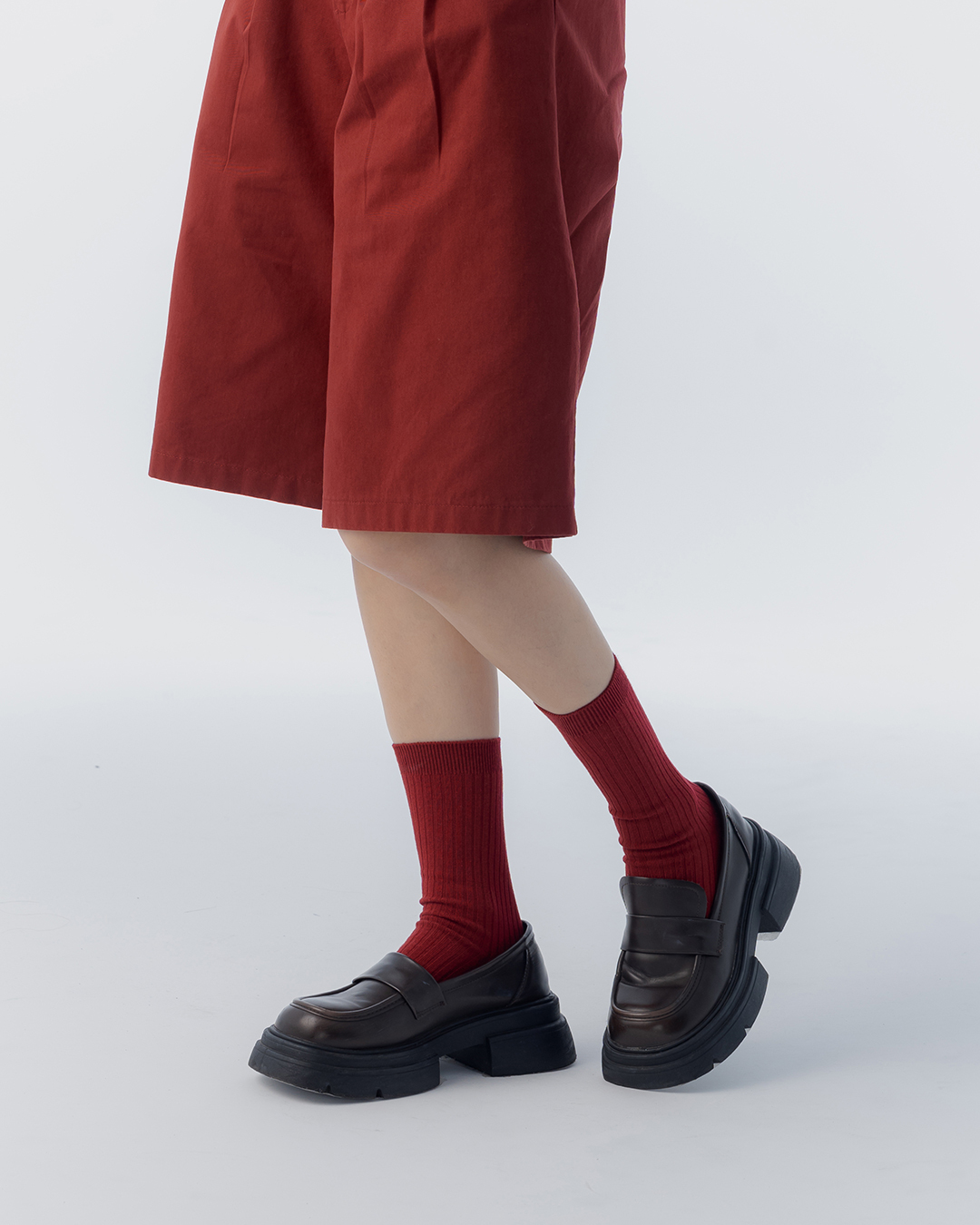 基本多色素面坑条中筒袜 七色售【07110609】现+预