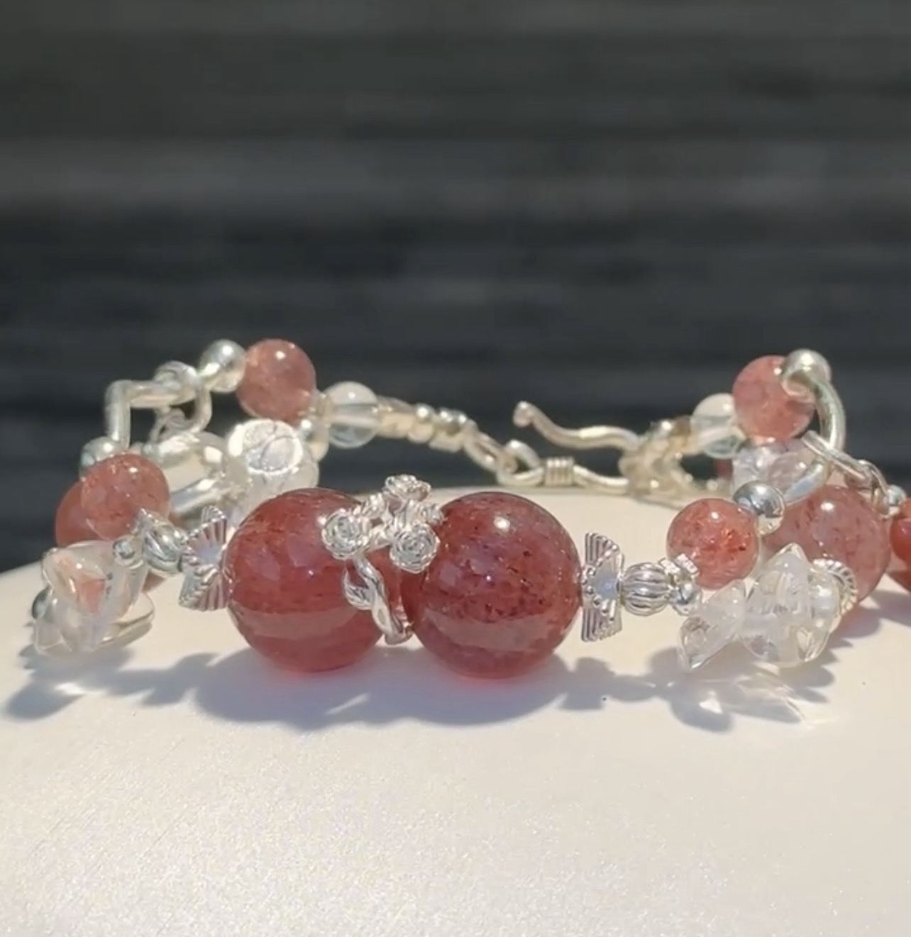 莓光煙花
