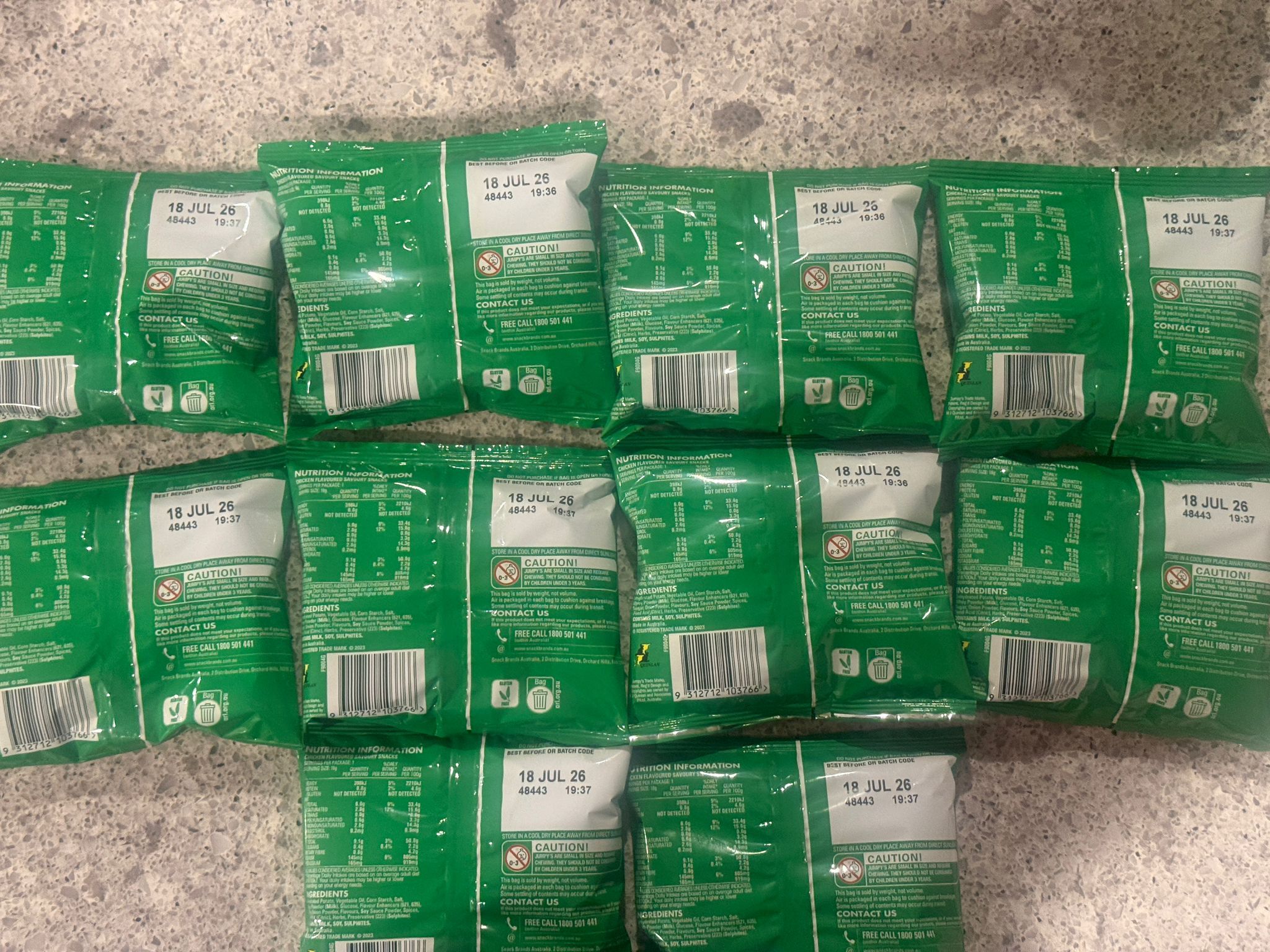 RA27 Jumpy's 雞肉味袋鼠餅 18g x10包  **到期日:約2026/07