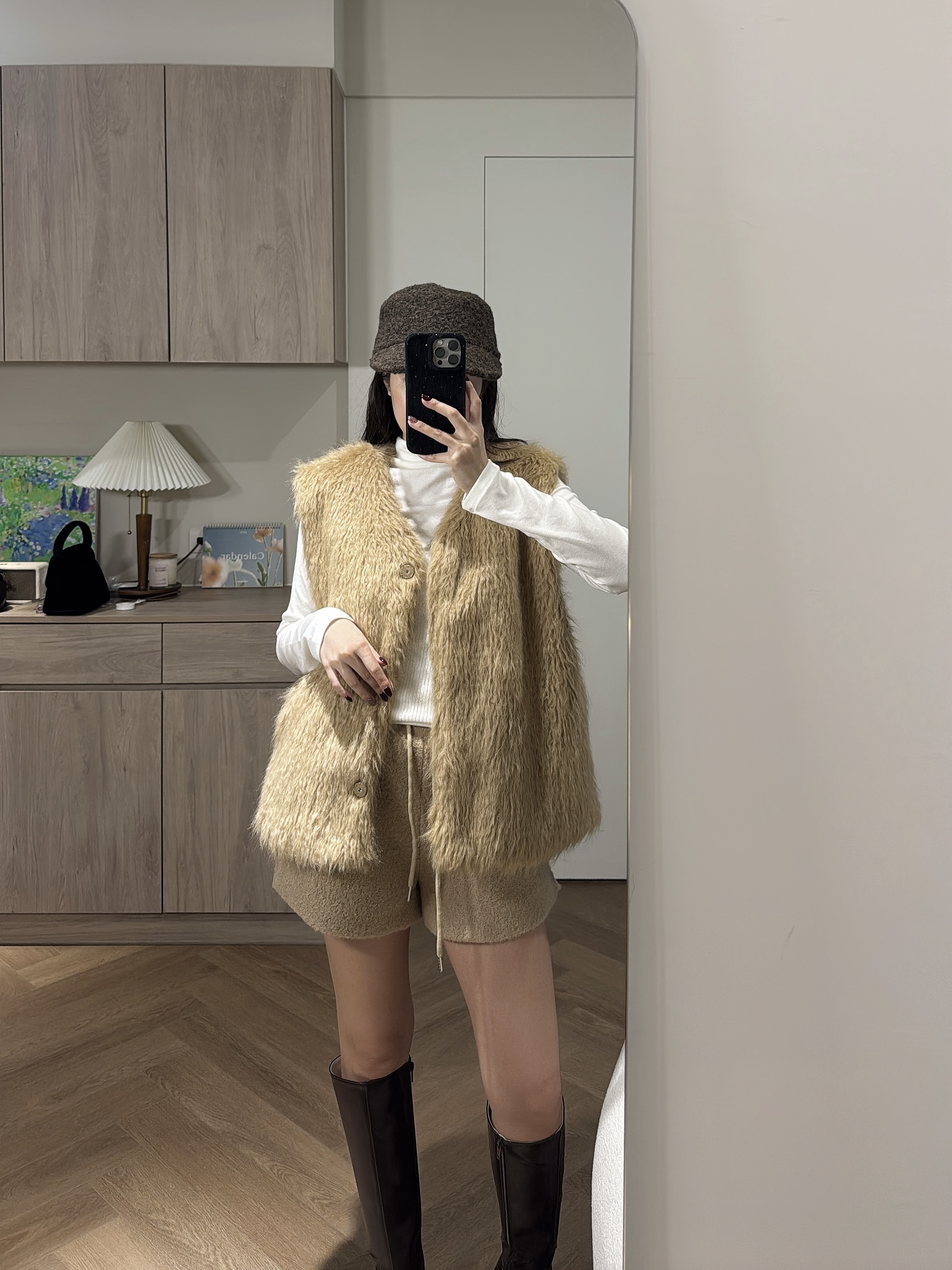 J23 羊毛60% 長版毛背心（卡其）