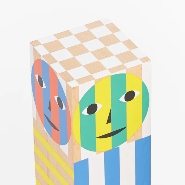 Dusen Dusen-研磨器，色彩繽紛、造型別緻，為菜餚增添風味，活躍烹飪空間。