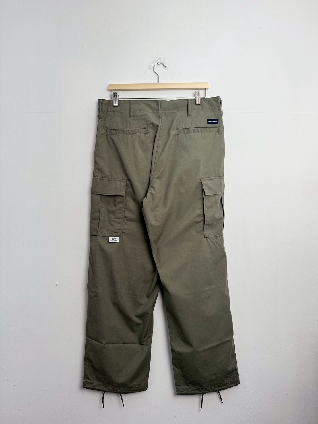 DESCENDANT BUCKET CARGO TROUSERS SIZE 3