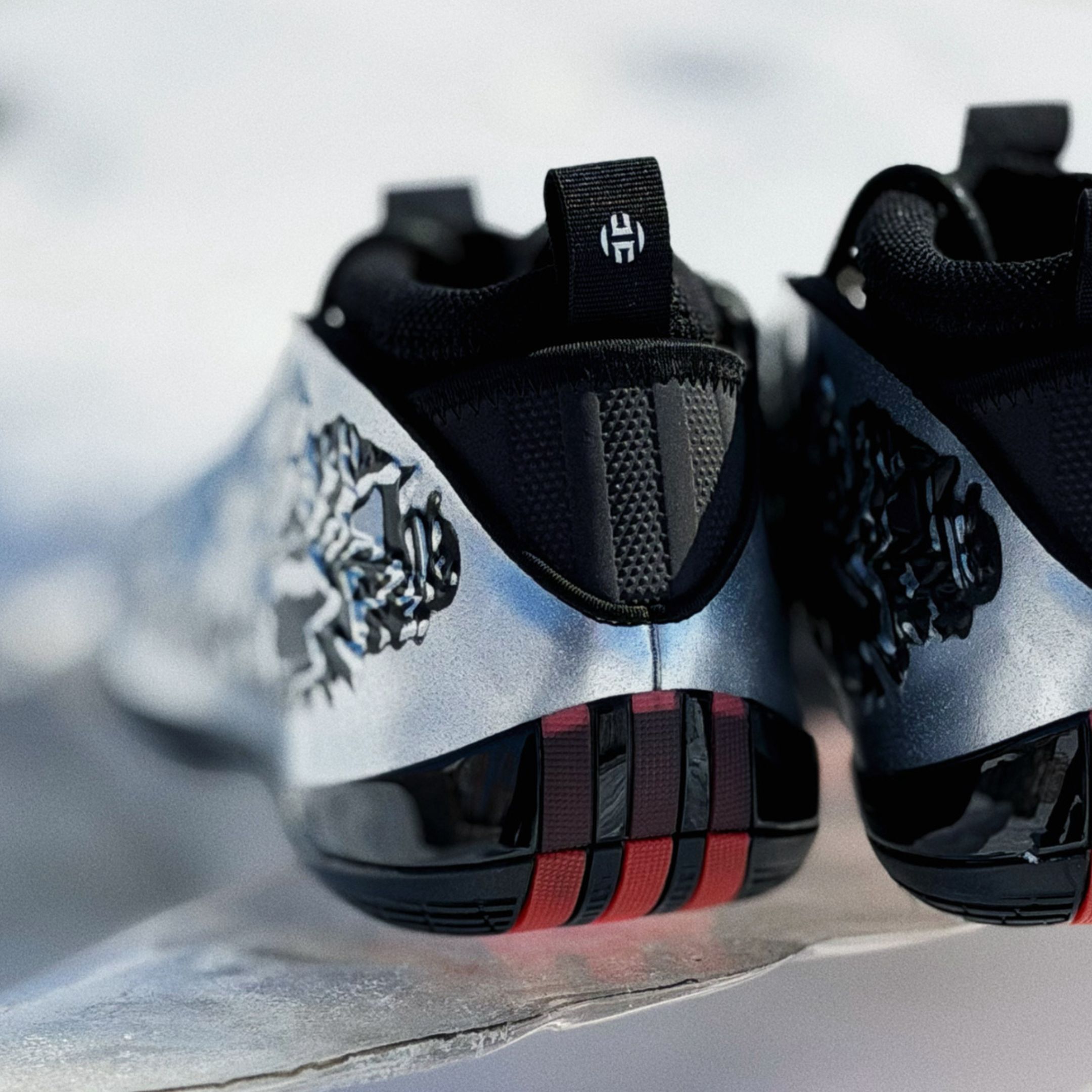 NICEDAY 代購 Willy Chavarria x Adidas Harden Vol.10 銀黑 浮雕 銀 金屬銀 聯名 雕刻 KJ2032