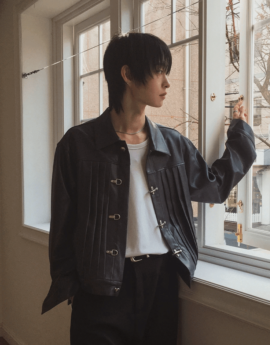 Rogen 扣環短款夾克