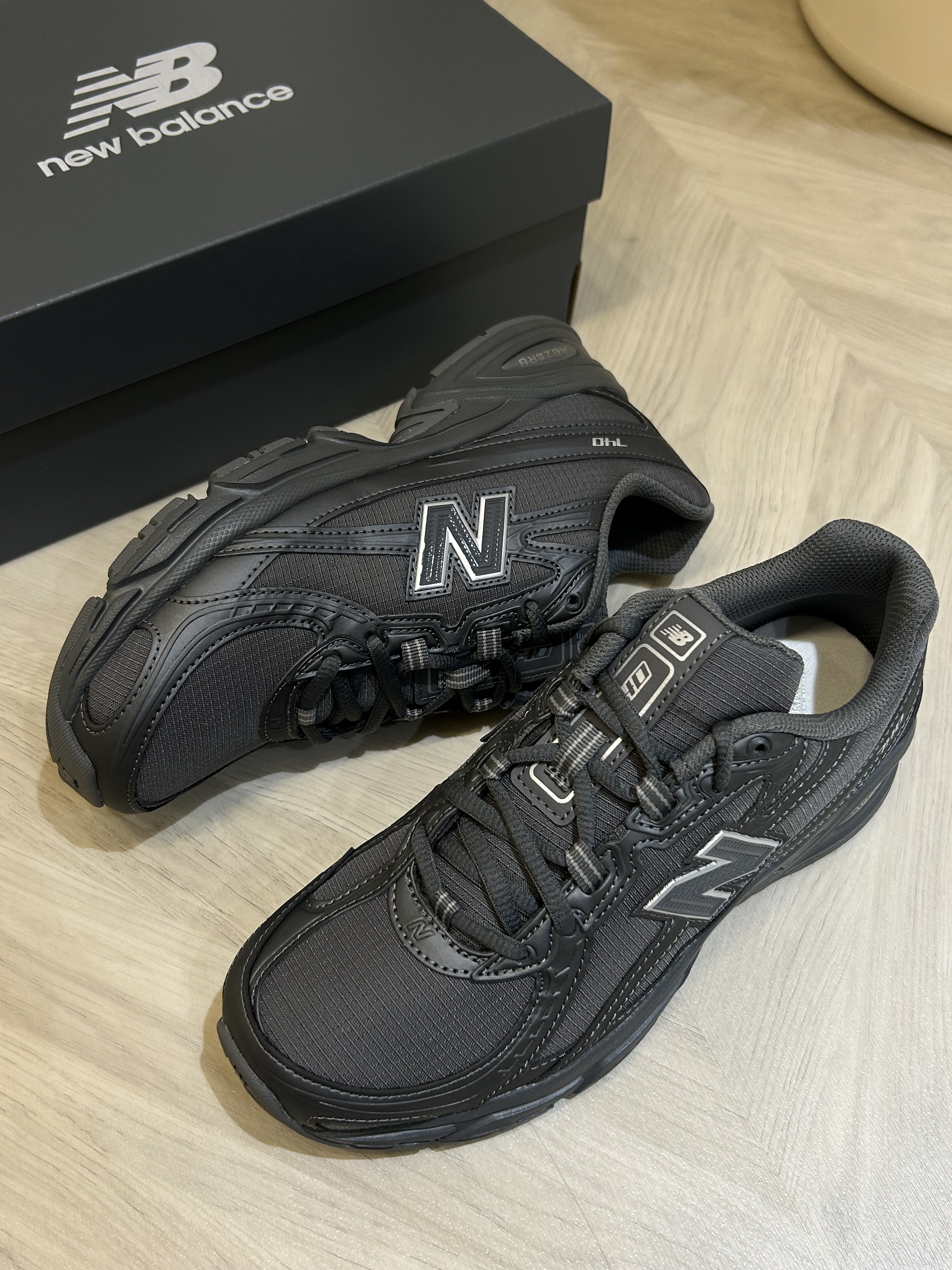 NEW BALANCE 740 灰銀黑魂