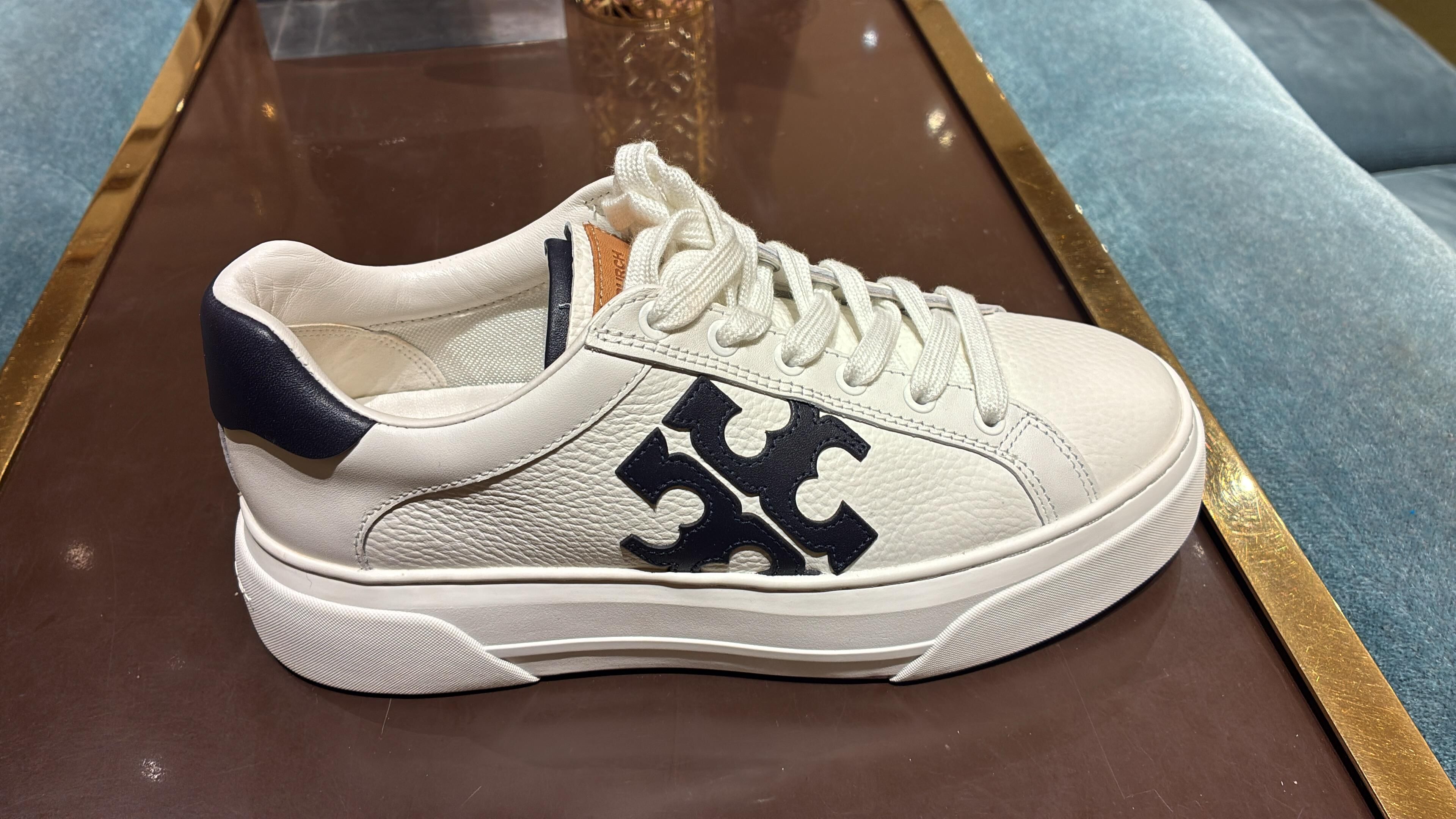 VS020 Tory Burch 黑色十字LOGO白色休閒鞋