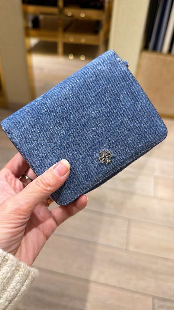 VS044 Tory Burch 牛仔布款細LOGO短銀包
