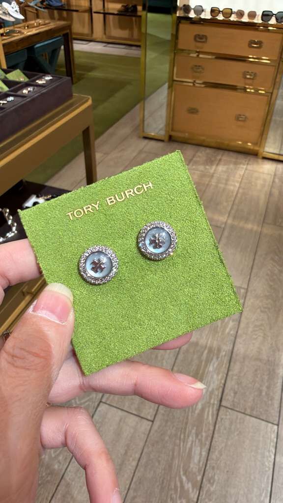 VS047 Tory Burch Kira 珍珠母貝水晶耳環