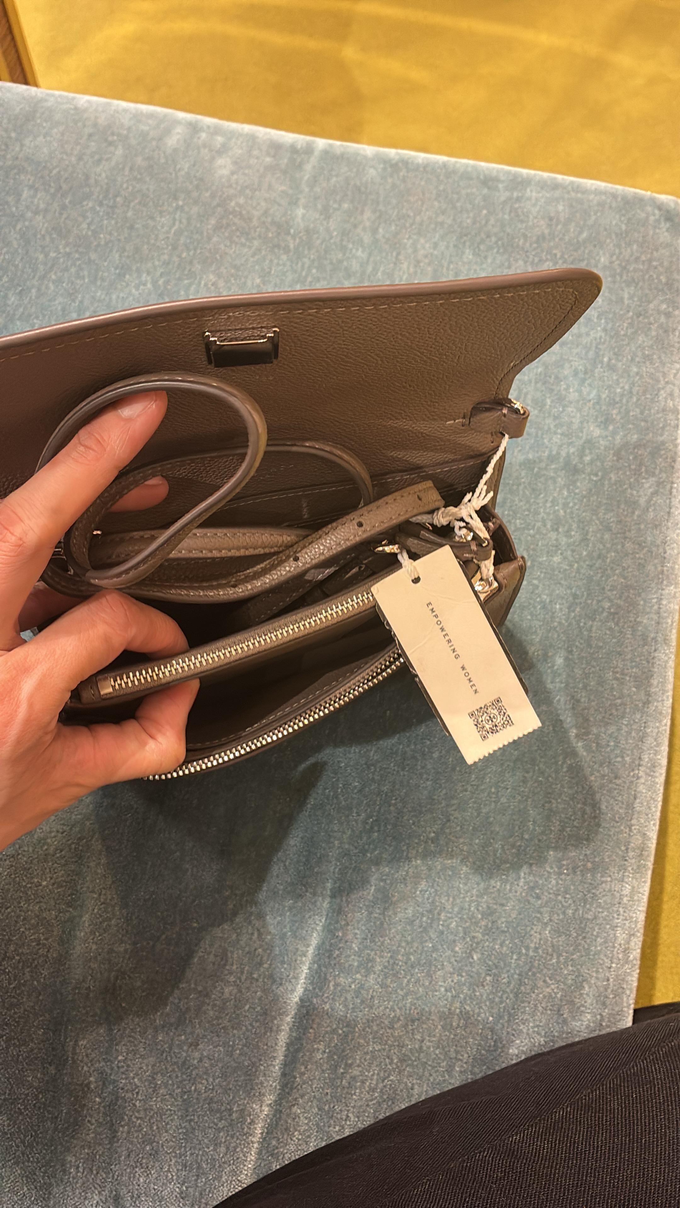 VS048 Tory Burch 大象灰色LOGO CROSS BODY 20x12cm