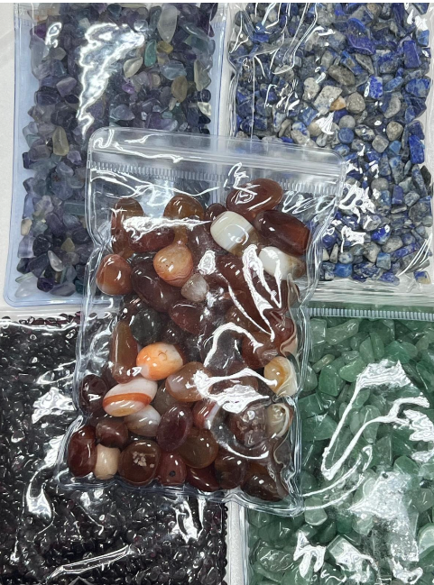 [B] GEMZ & CO RANDOM LOOSE QUARTZ V738 (V738)