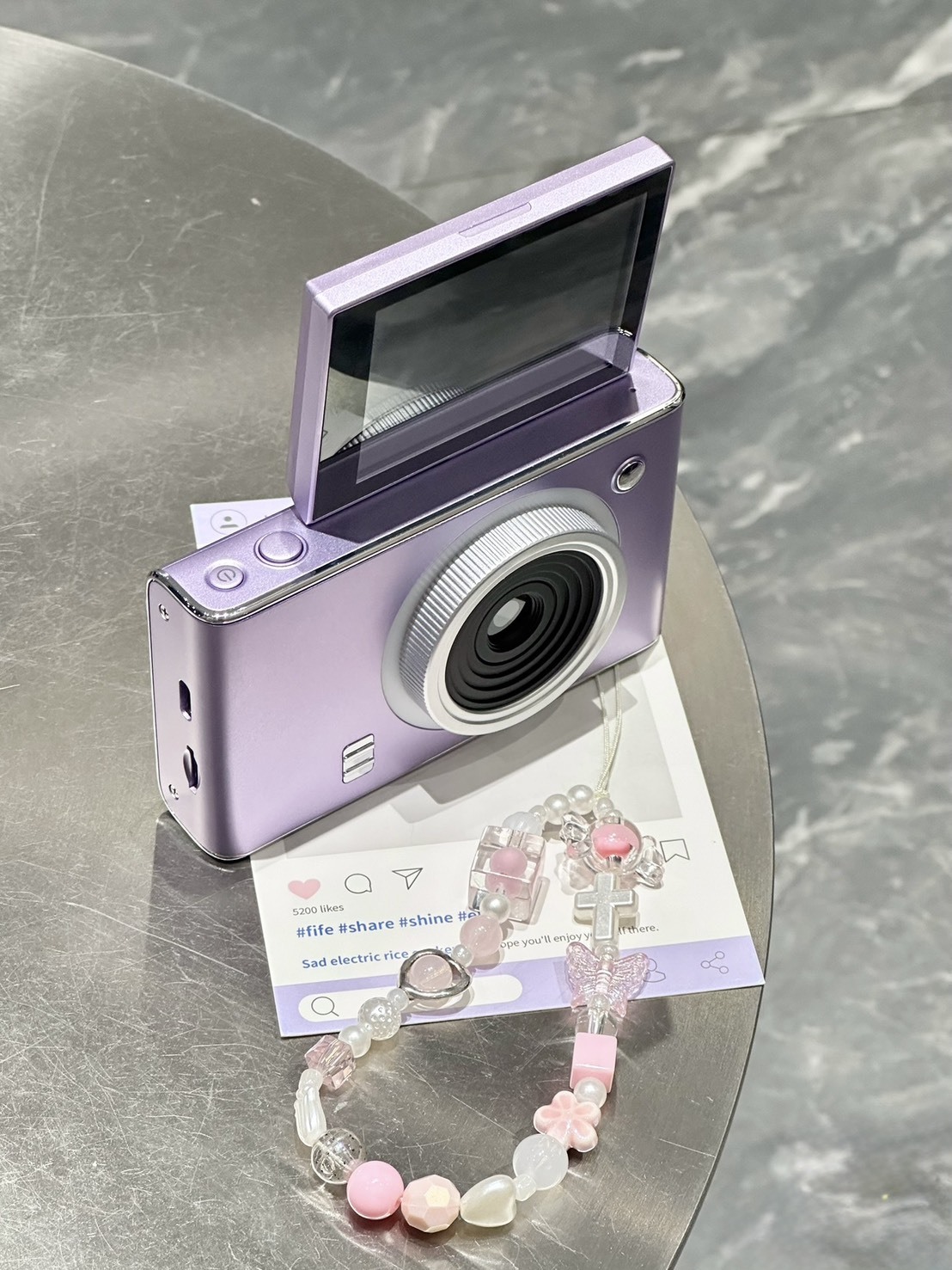 【預購】TIOYINZ R6 普通翻蓋數碼相機ccd 附8G記憶卡