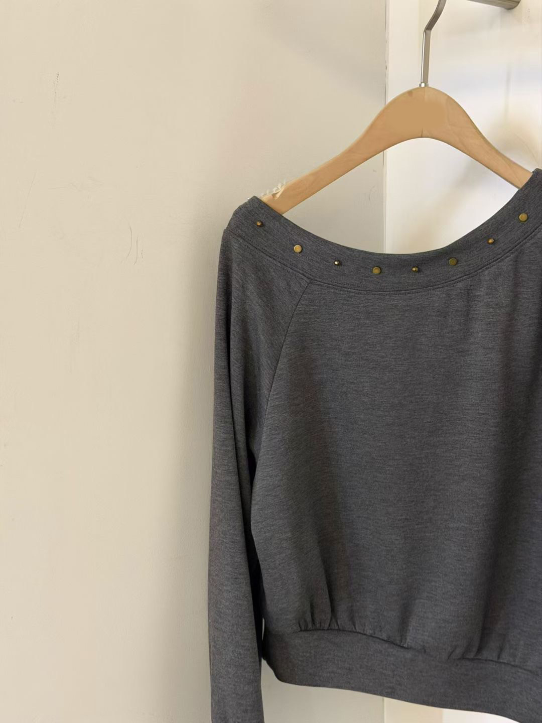 釘釦造型肩大學TEE+綁帶長褲SET / 2色