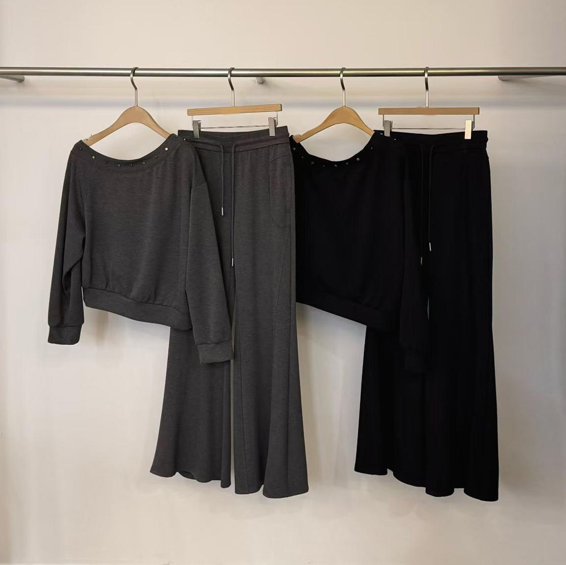 釘釦造型肩大學TEE+綁帶長褲SET / 2色