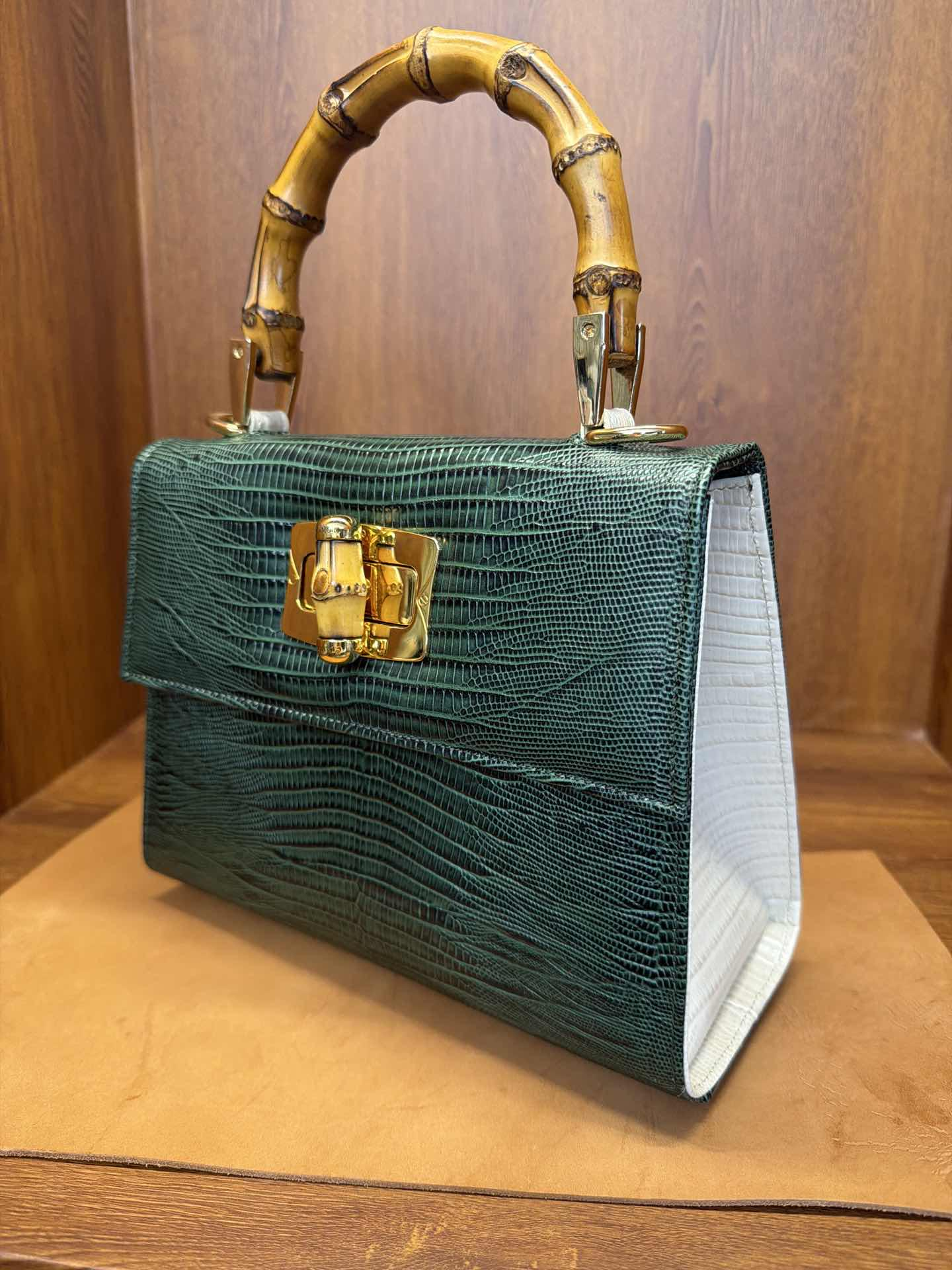 CLL26 Candy Bamboo 奶绿双拼 蜥蜴纹 大方包 M 微瑕不退不換 -M