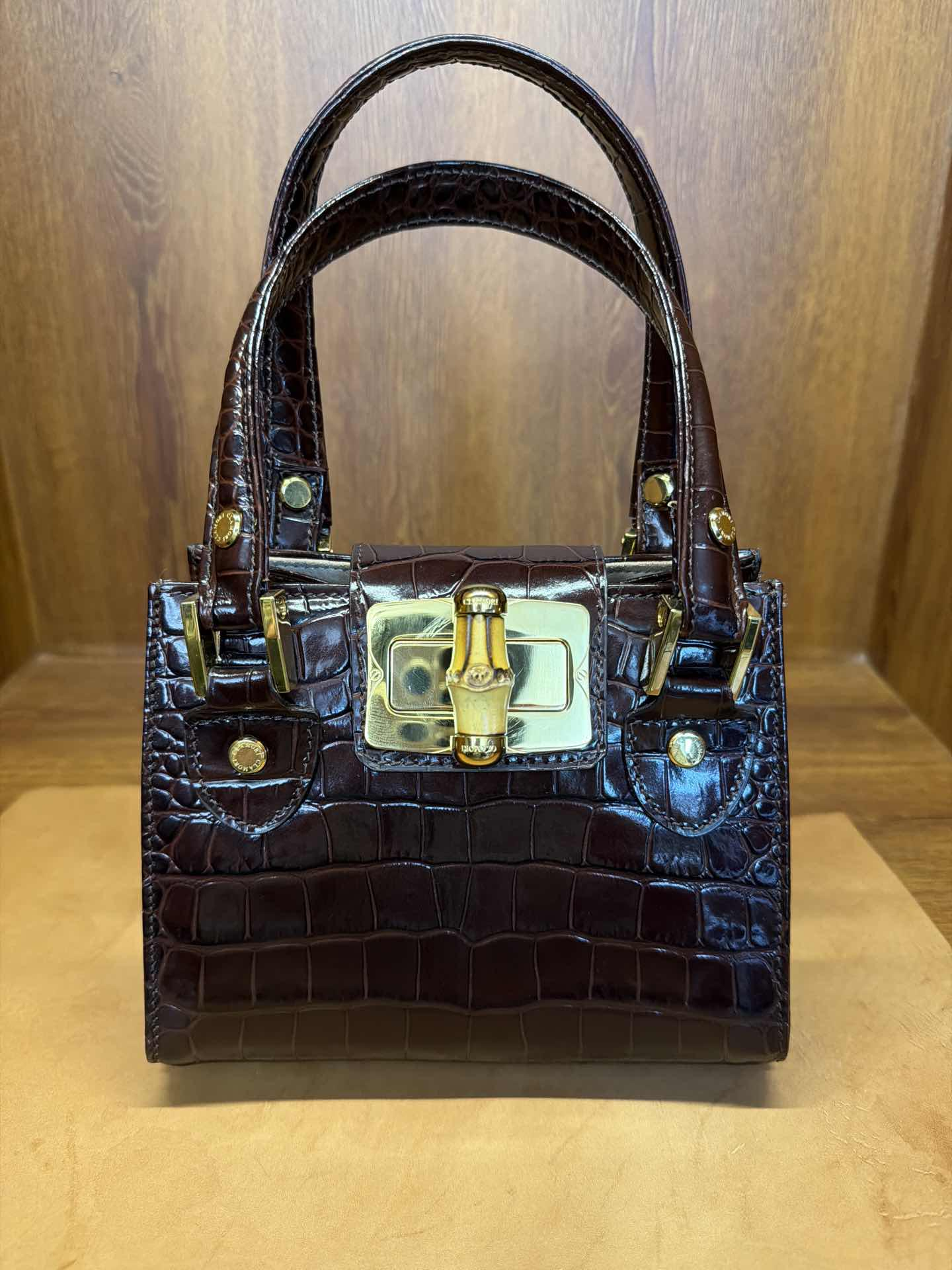 CLL31 PUPA 红棕色 鳄鱼纹 小方包 s 微瑕不退不換 -M