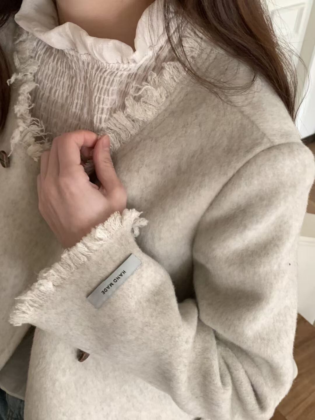 優雅立體抽鬚滾邊造型雙排釦圓領外套 / 3色