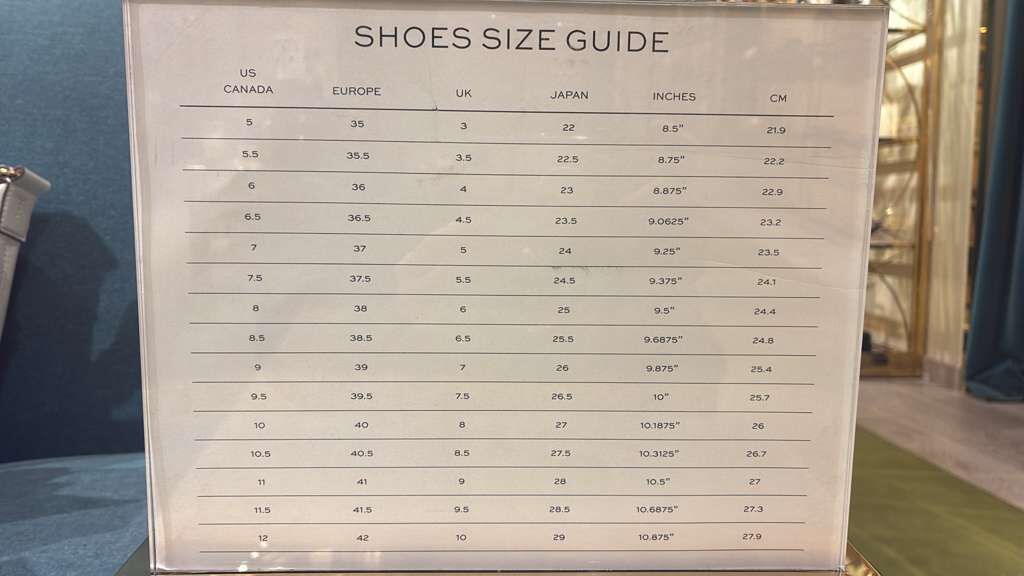 VS025 Tory Burch 大LOGO圓頭平底鞋