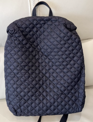 GG260223-R1-菱格雙肩包-黑色