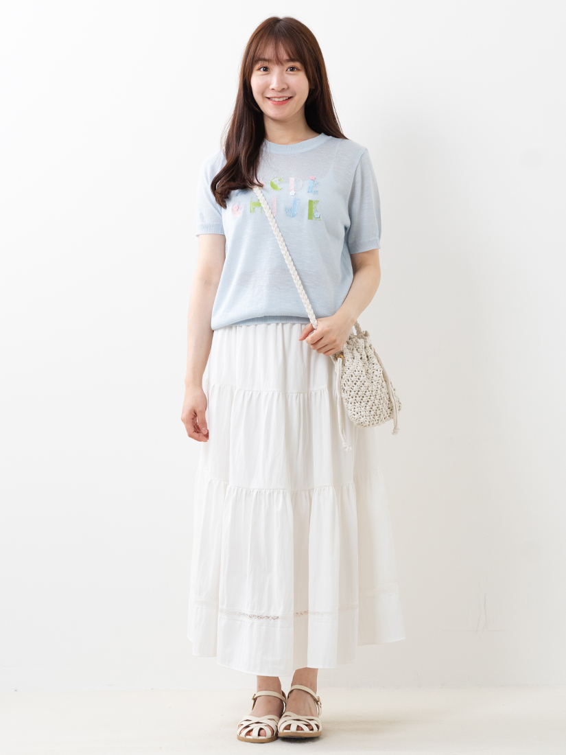 微透膚繡花針織上衣蕾絲織帶蛋糕長裙組合