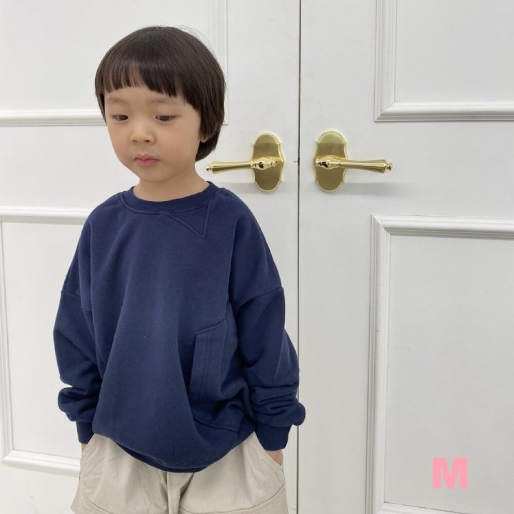 90-140 DM 不對稱口袋大學T