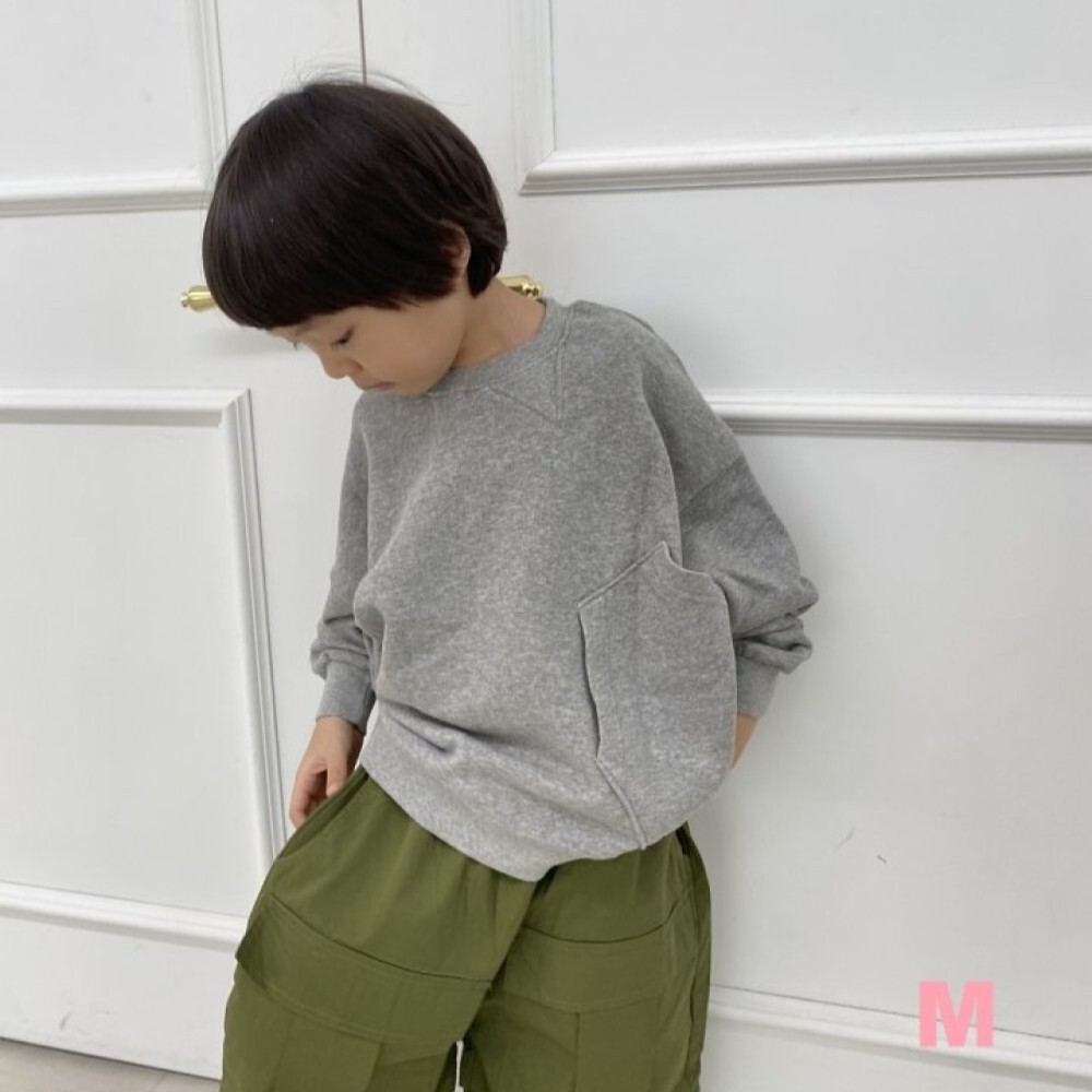 90-140 DM 不對稱口袋大學T