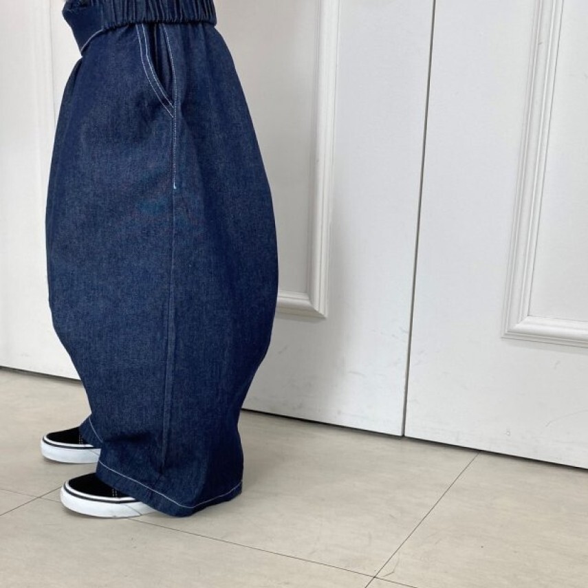 90-140 DM 繭型牛仔褲