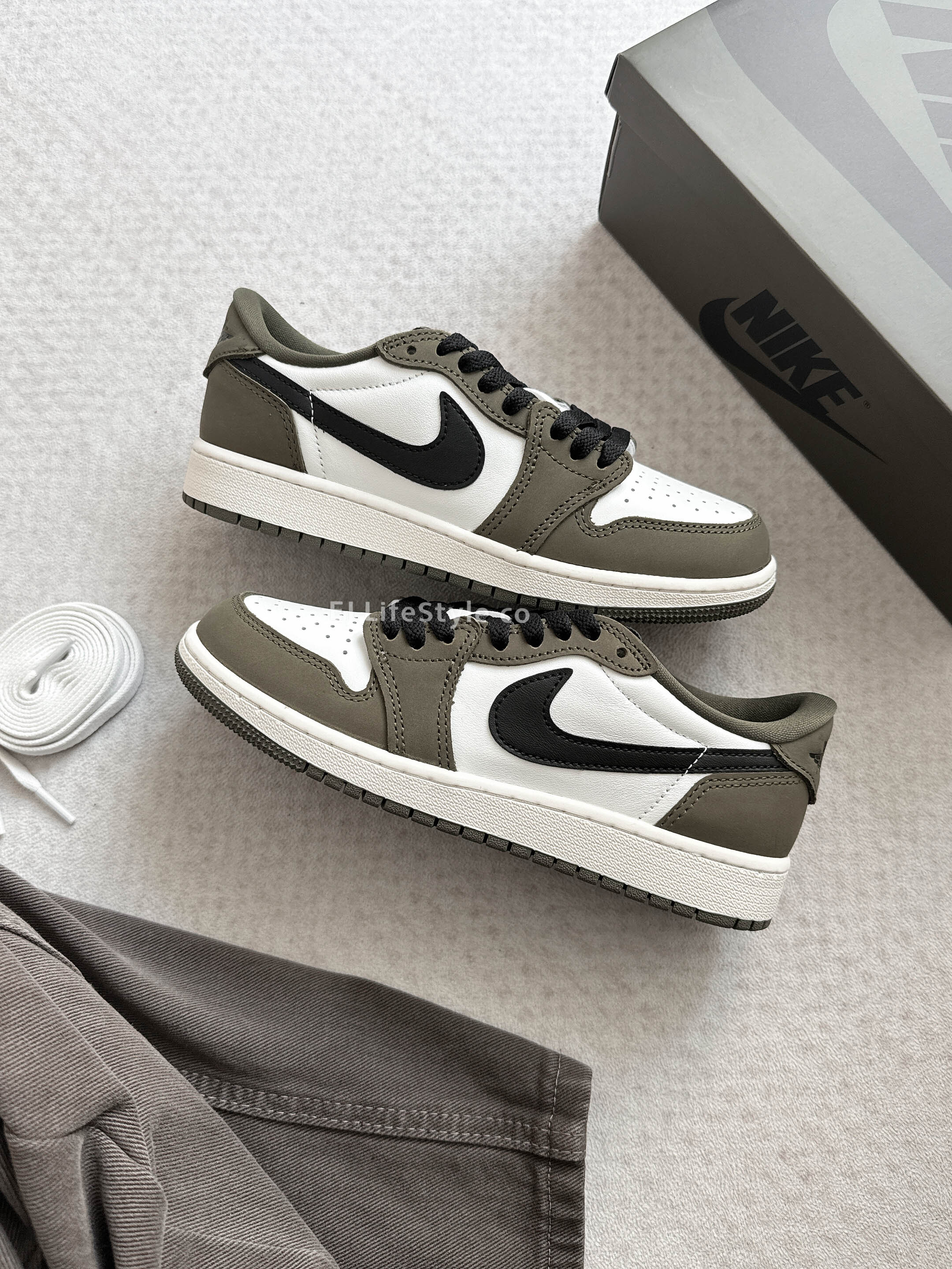 NIKE AIR JORDAN 1 RETRO LOW OG GS "MEDIUM OLIVE" AJ1 橄欖灰綠 橄欖綠 黑色 奶油底 倒勾平替 大童鞋 HQ6999-200 / 現貨