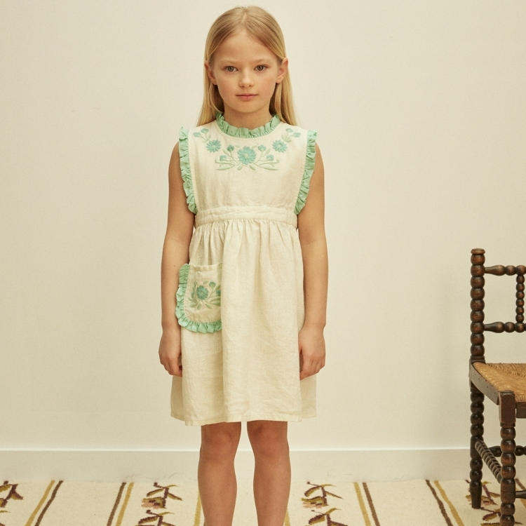 Apolina 荷葉邊典雅刺繡單口袋無袖洋裝 IDA DRESS - MINT CREAM/SEAGLASS