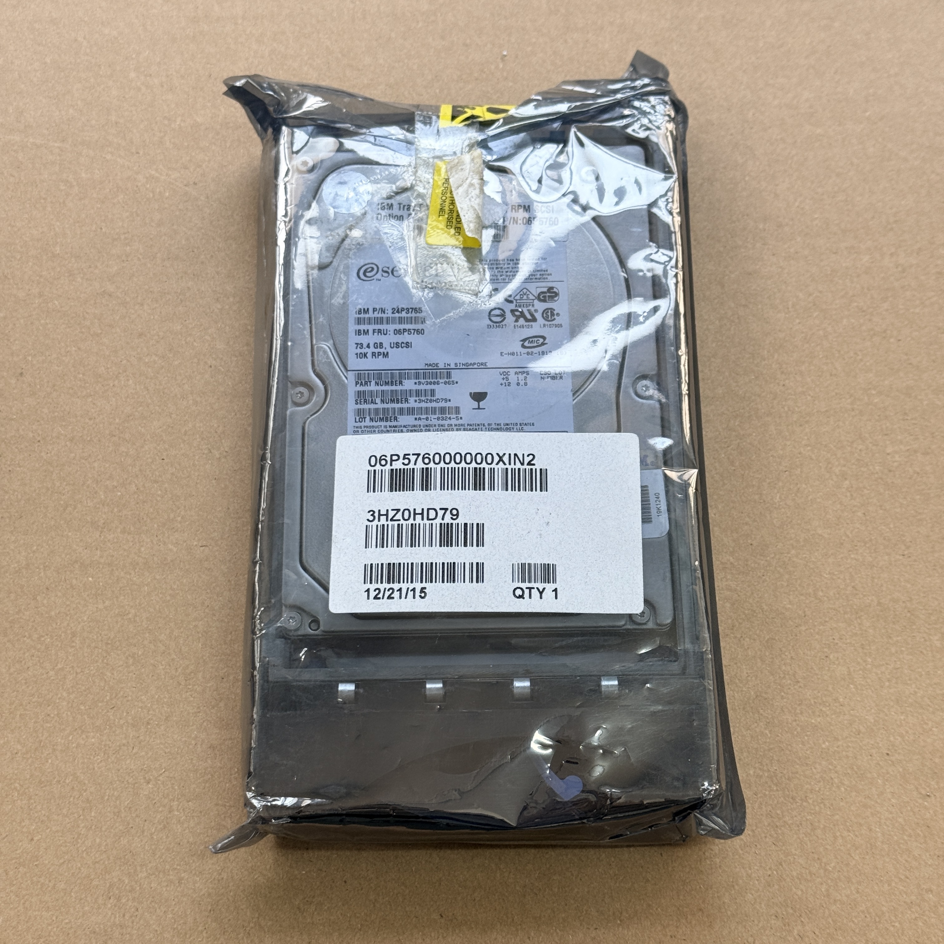 06P5760 IBM 73GB 10K U160 SCSI HDD (翻新)