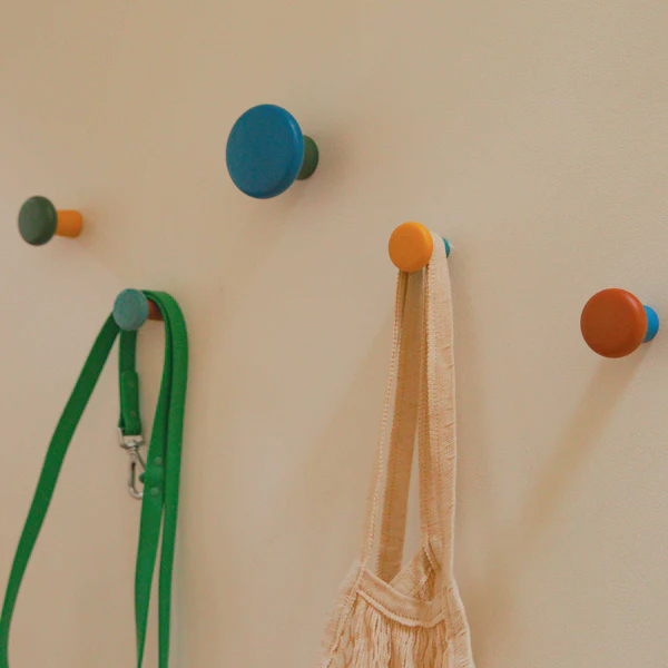 Pat Kim-牆面掛勾，可掛置包袋或衣物，既實用且可愛的面掛勾。