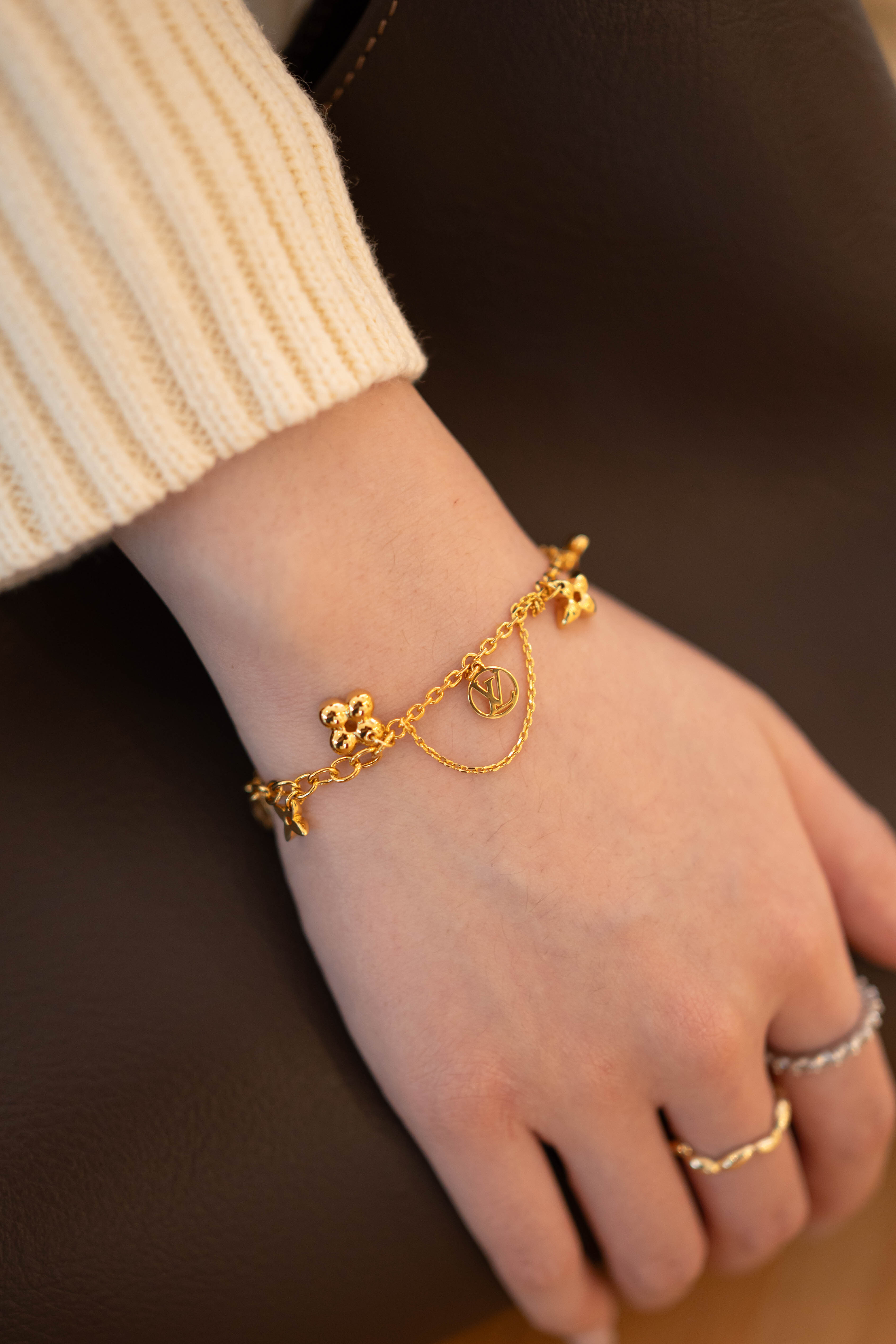 Louis Vuitton LV Blooming Supple 金色吊墜手鏈