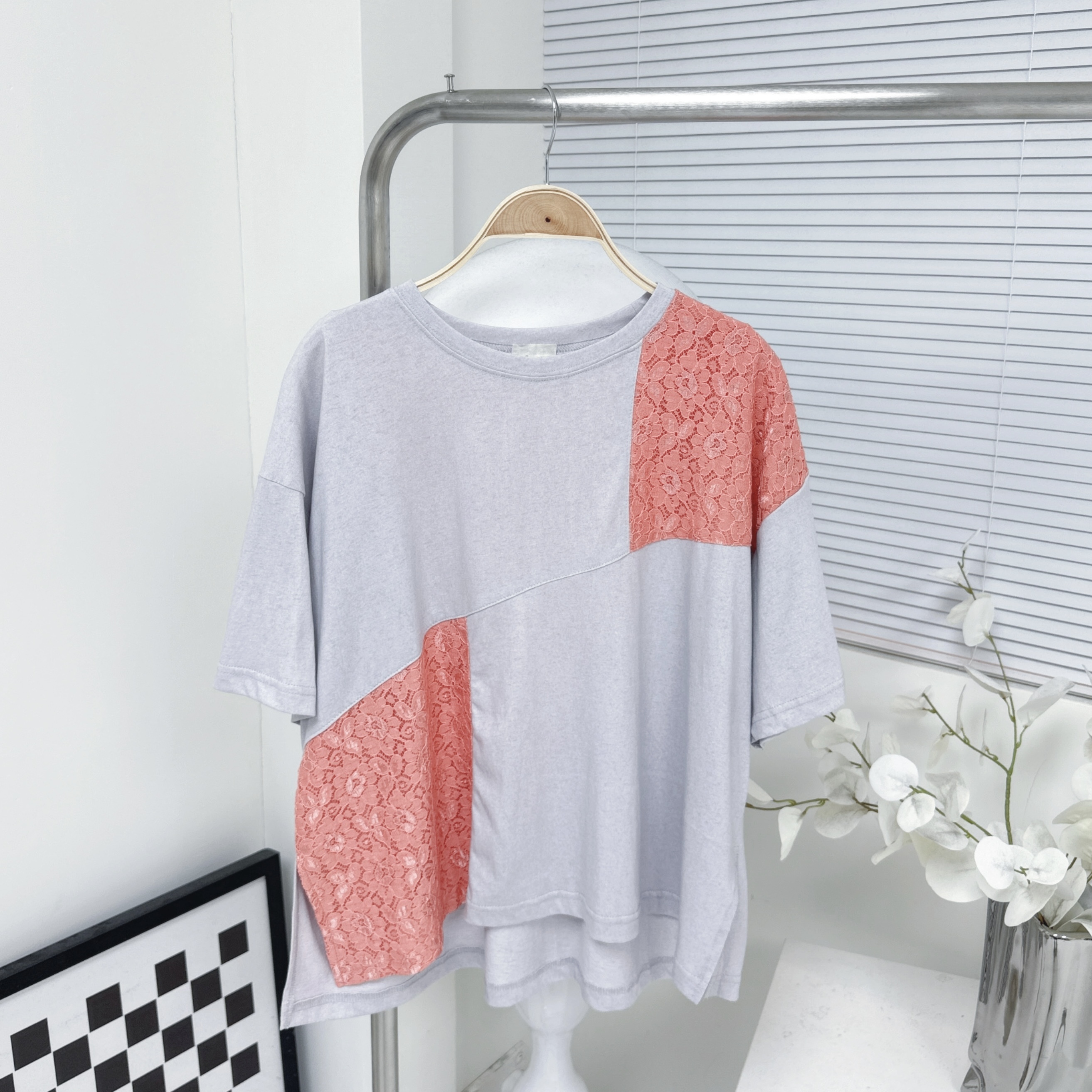 【廠家制】 側開叉拼Lace TOP